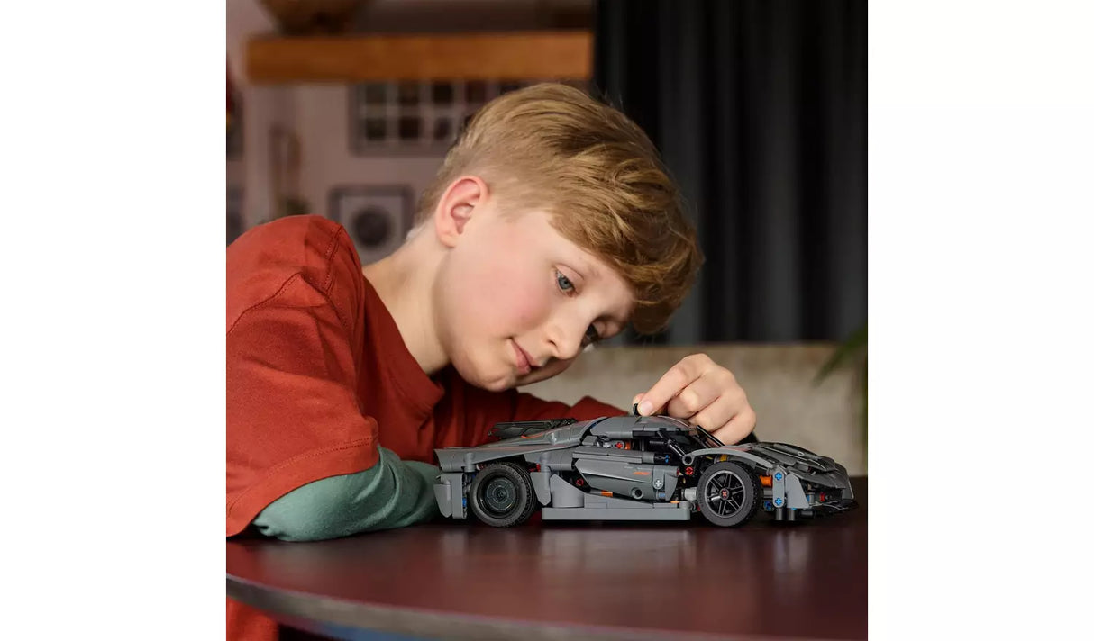 Bilbyggleksak med rörliga motor delar Carvallo