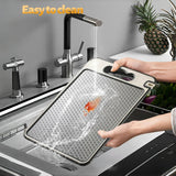 SteelEdge – Dubbelsidig skärbräda i rostfritt stål med saftspår och halkfritt grepp MILA Sverige