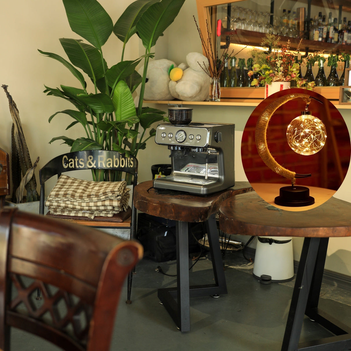 LunarGlow - Smidesjärn Månlampa Med LED-boll Carvallo