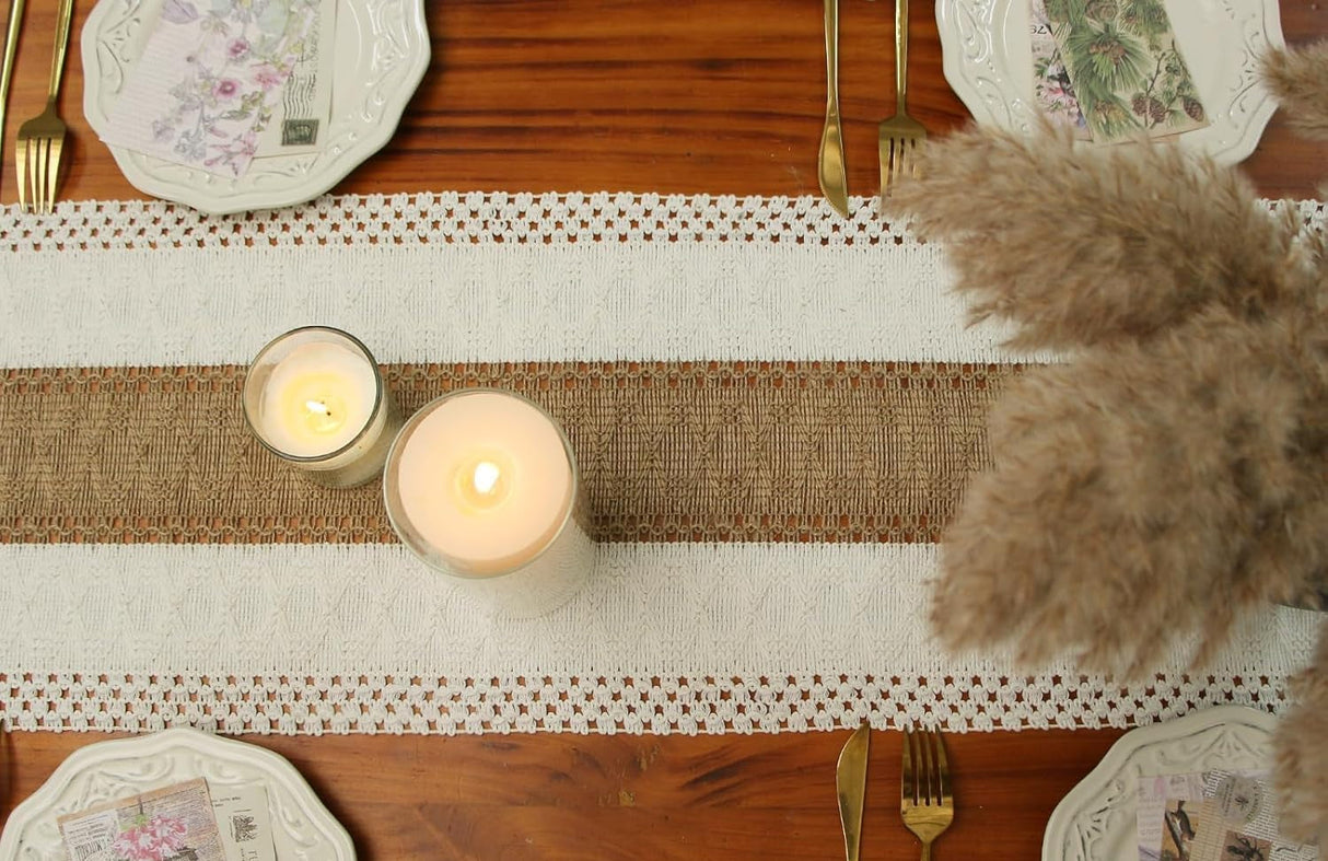 Boho Macrame-bordlöpare – Rustik säckvävsberlock med tofsar MILA Sverige