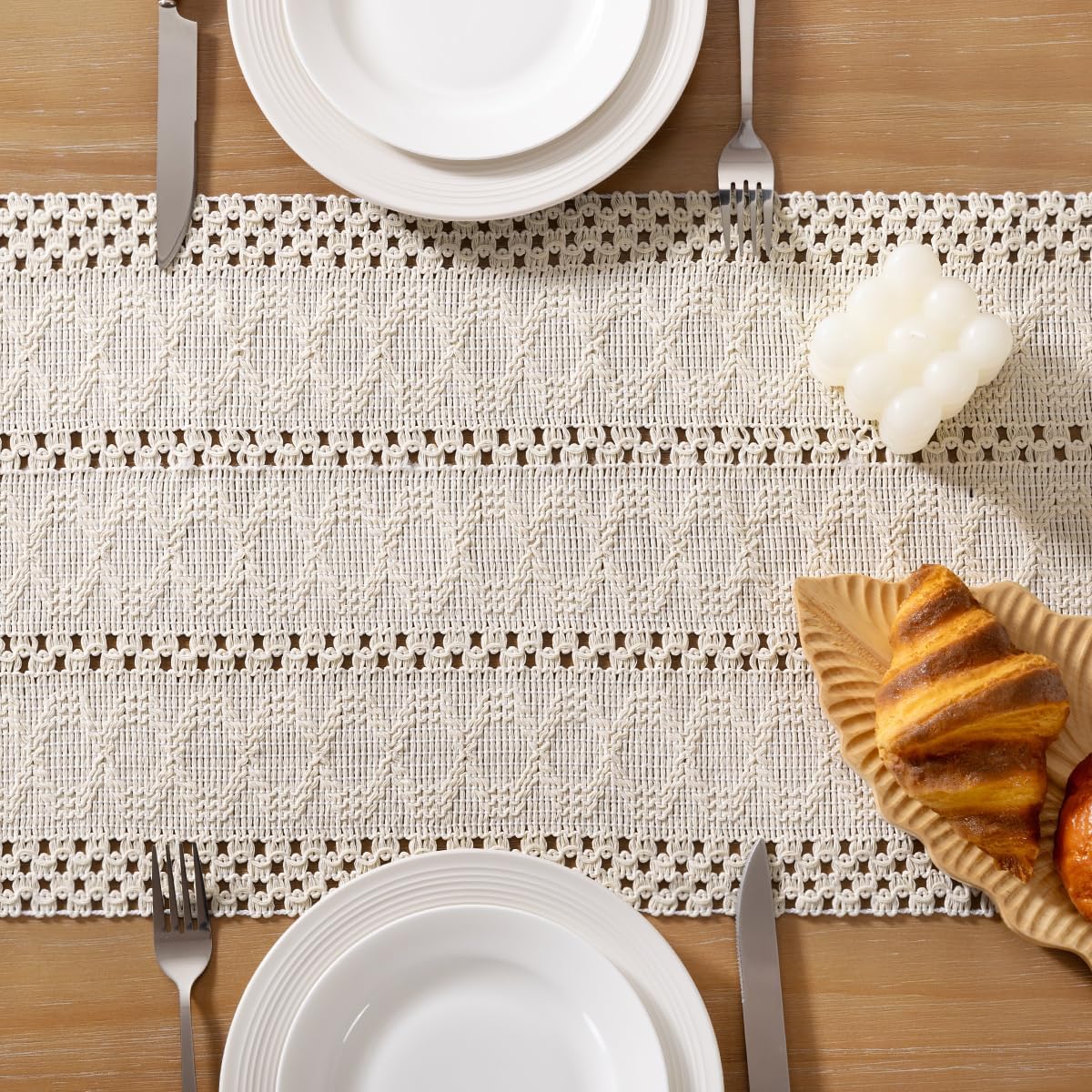 Boho Macrame-bordslöpare – Rustik bomulls- och linnedekor med tofsar MILA Sverige