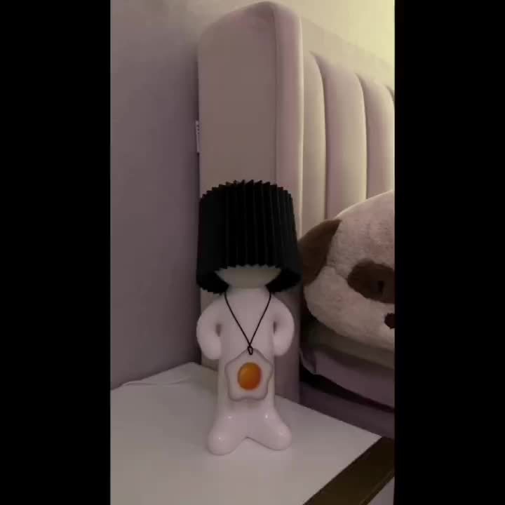 GlowCraft - Dimbar Akryl Bordslampa med LED-belysning och Tryckknappskontroll Carvallo