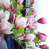 Set med 4 Realistiska Magnolia Blommor – Elegant och Tidlös för Bröllop och Lyxig Dekoration Carvallo