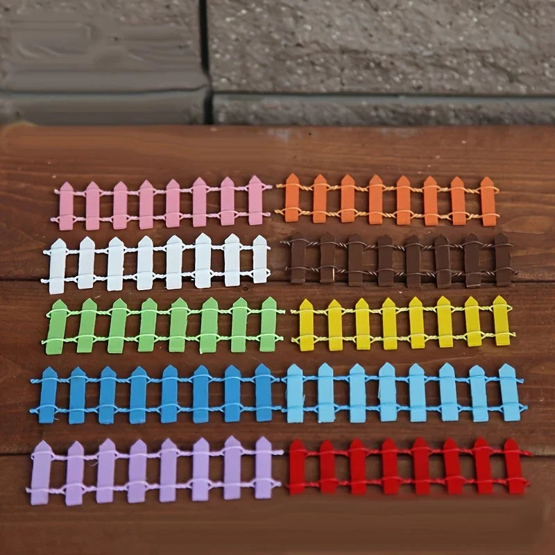 Miniatyr trädgårdsgärde i trä – Färgglad dekoration för feuträdgård och modellbygge Carvallo