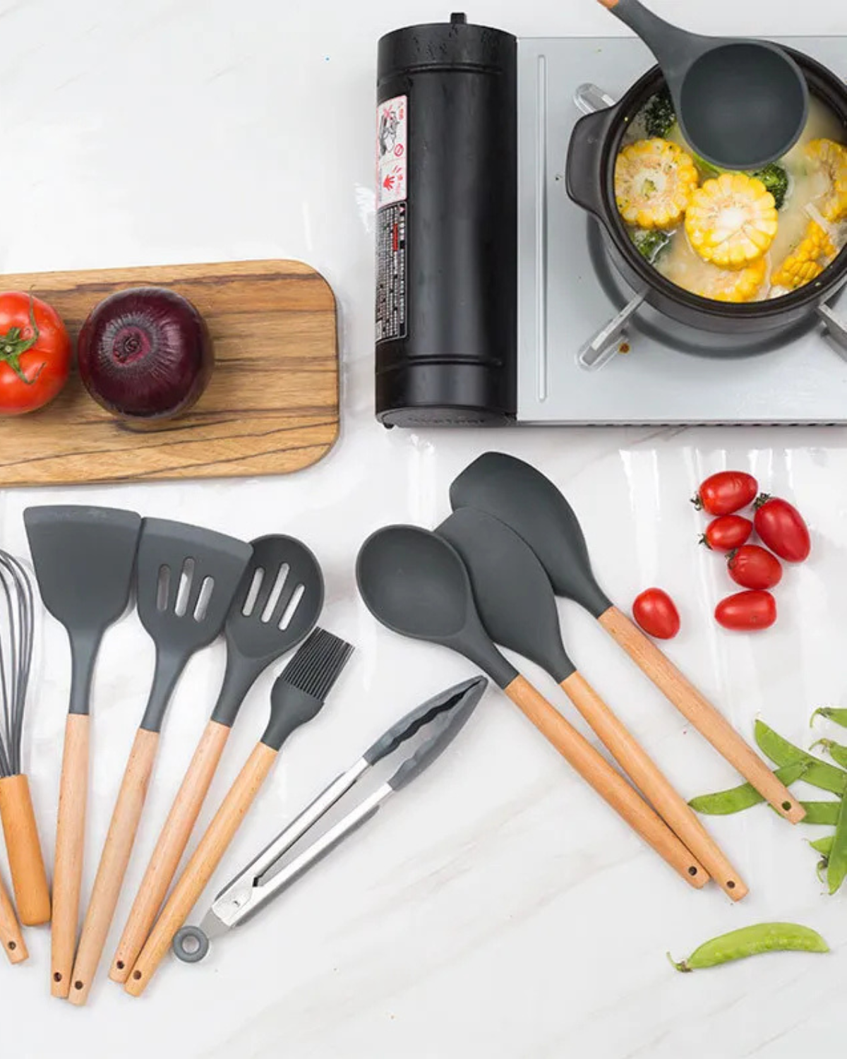 Carvallo – Miljövänligt Silikon Kökset med Bambu Handtag (12-delar) Carvallo