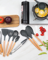 Carvallo – Miljövänligt Silikon Kökset med Bambu Handtag (12-delar) Carvallo