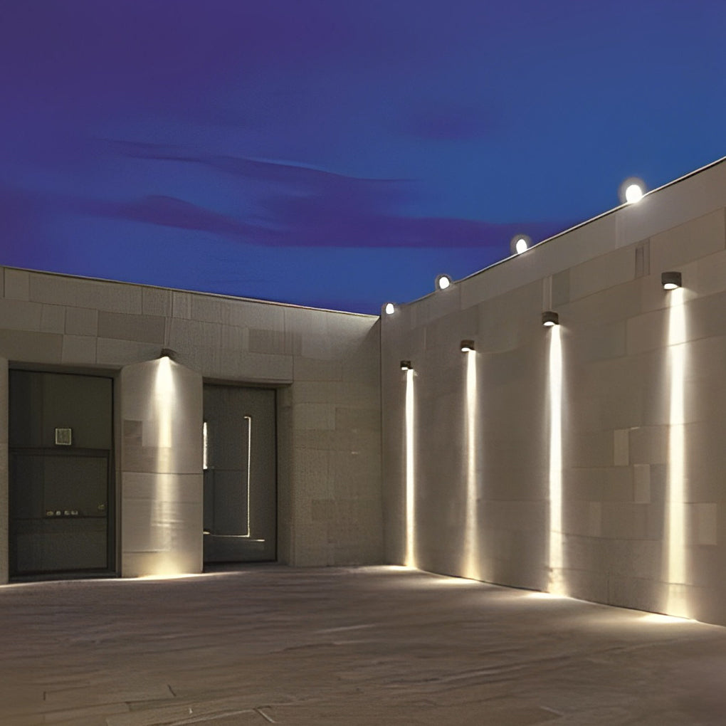 Utomhusvägglampa Modern Vattentät LED Spotlight Carvallo