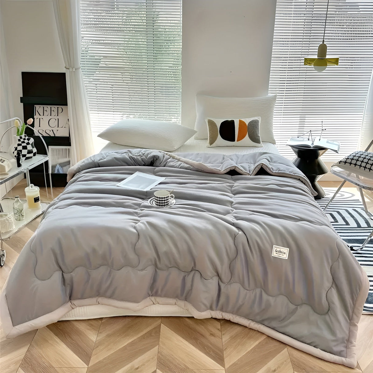 Lätt täcke för sommaren – Andas & Mångsidig | För soffa, säng & resor Carvallo