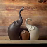 Royelux Nordic Keramisk Elefantfigur Set – Symbol för Familj och Serenity Carvallo