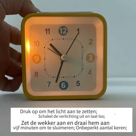 Fyrkantig Metall Väckarklocka med Nattljus och Snooze-funktion Carvallo