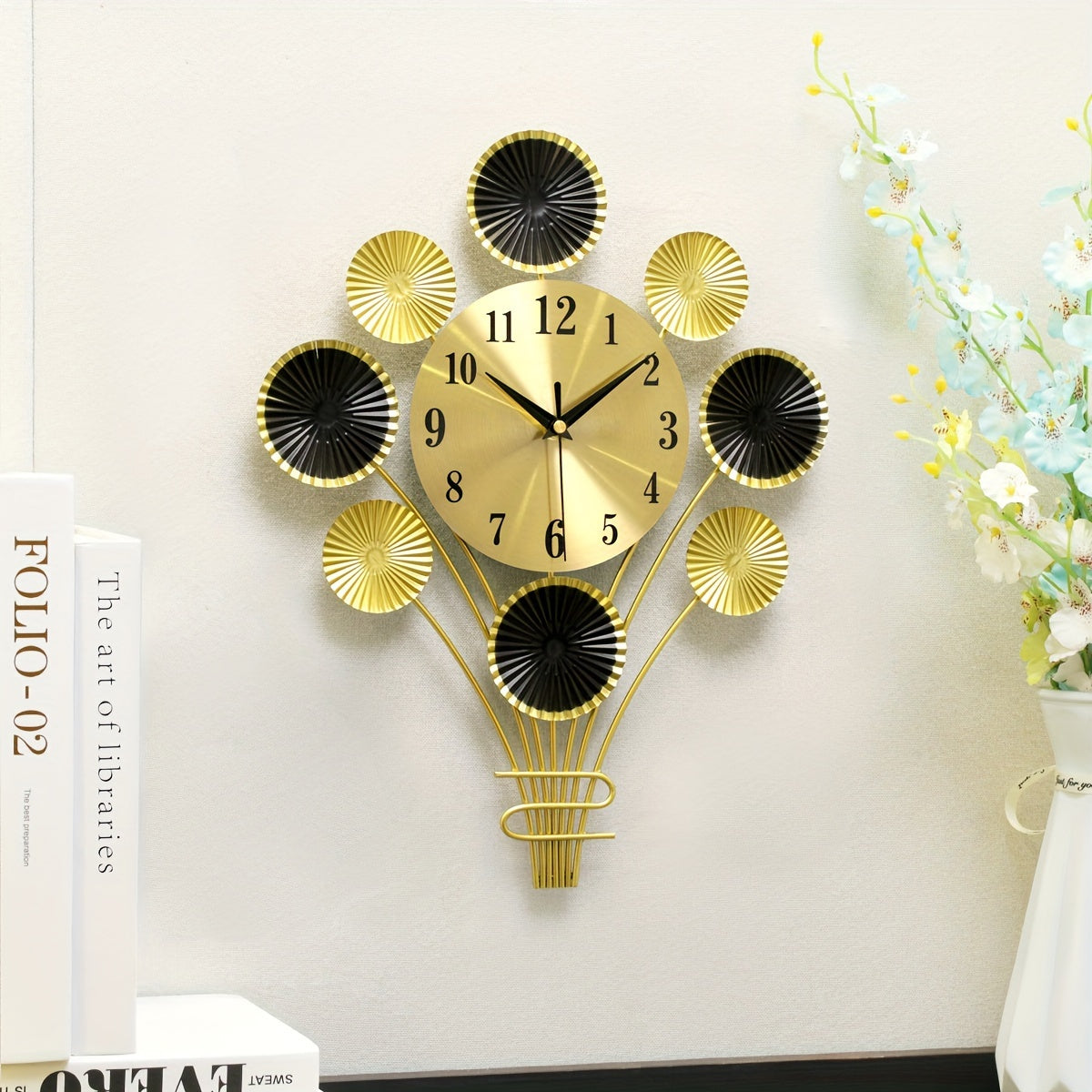 Modern Metallisk Tyst Väggklocka - Ballongformad, Dekorativ för Vardagsrum och Sovrum Carvallo