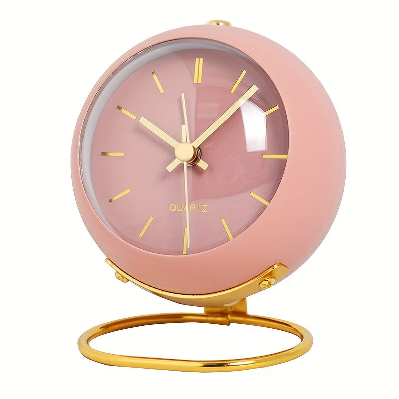 Nordic Silent Desk Clock – Luminösa Visare & Metallram Carvallo