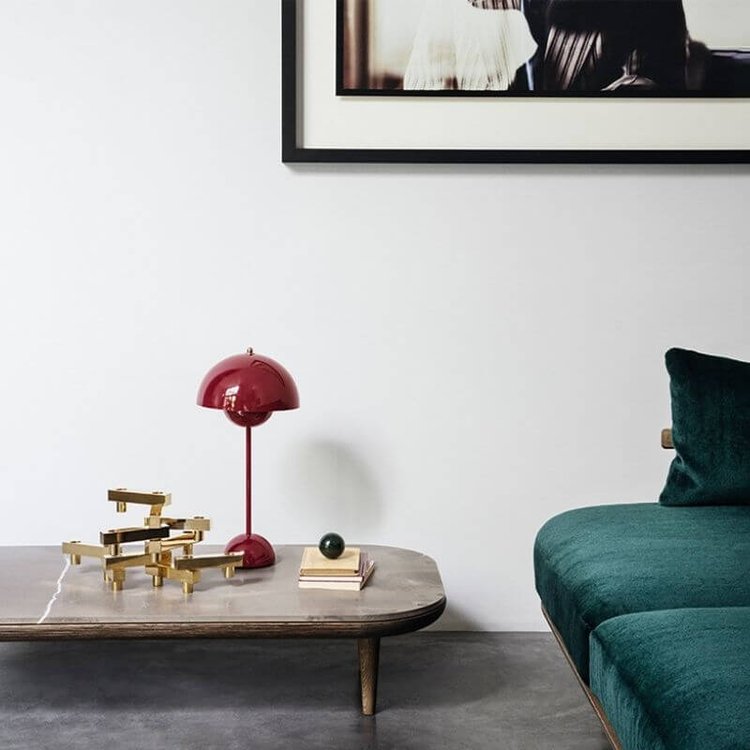 Multifärgad LED Touch Lampa med Justerbar Ljusstyrka Carvallo