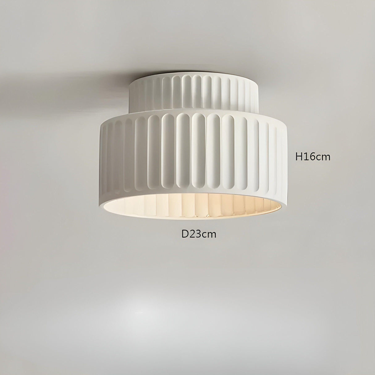 LED-taklampa i kräm - Mjukt ljus för en mysig boendemiljö Carvallo