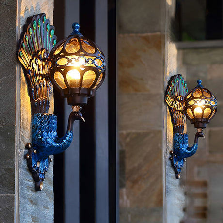Utomhusvägglampa med vintage påfågeldesign Carvallo