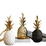 PineGlow - Elegant Ananas Skulptur till Raffinerade Rum Carvallo