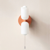 Double‑Head Vägglampa | Unisex Metall & Akryl Dual‑Ljus | Brick by Brick Carvallo