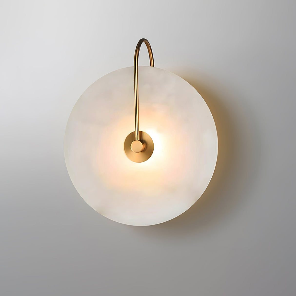LuxeGlow - Modern LED Vägglampa av Alabaster för Tidlös Elegans Carvallo