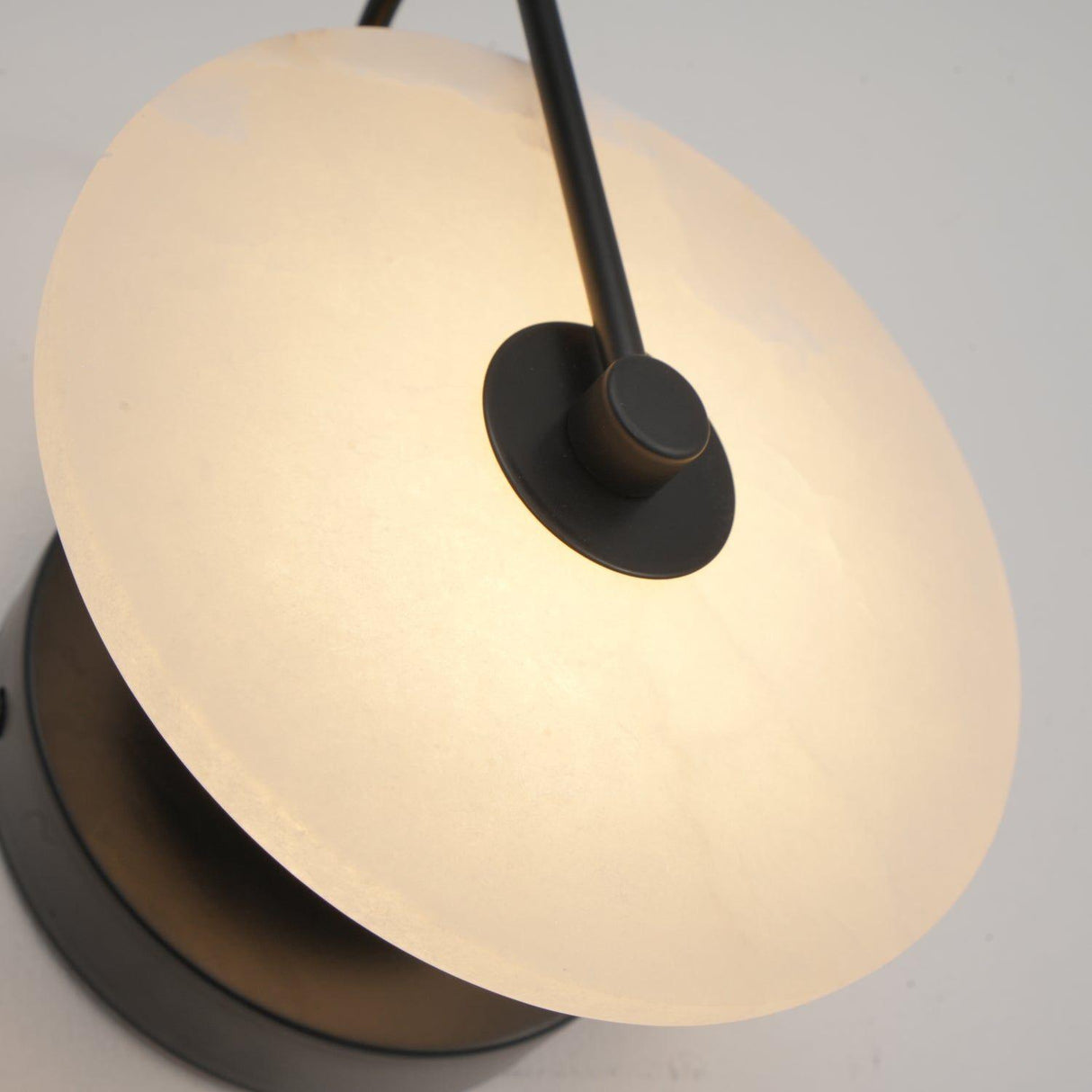 LuxeStone Light - Modern sten LED-vägglampa Carvallo