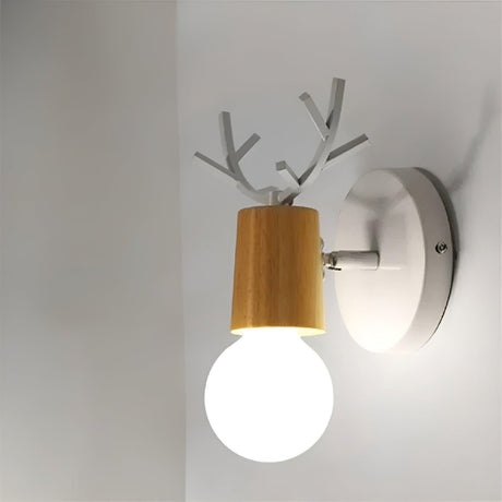 AntlerSpark Light - Nordisk Macaron Horn LED Vägglampa Carvallo