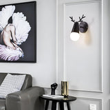 AntlerSpark Light - Nordisk Macaron Horn LED Vägglampa Carvallo