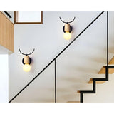 AntlerSpark Light - Nordisk Macaron Horn LED Vägglampa Carvallo
