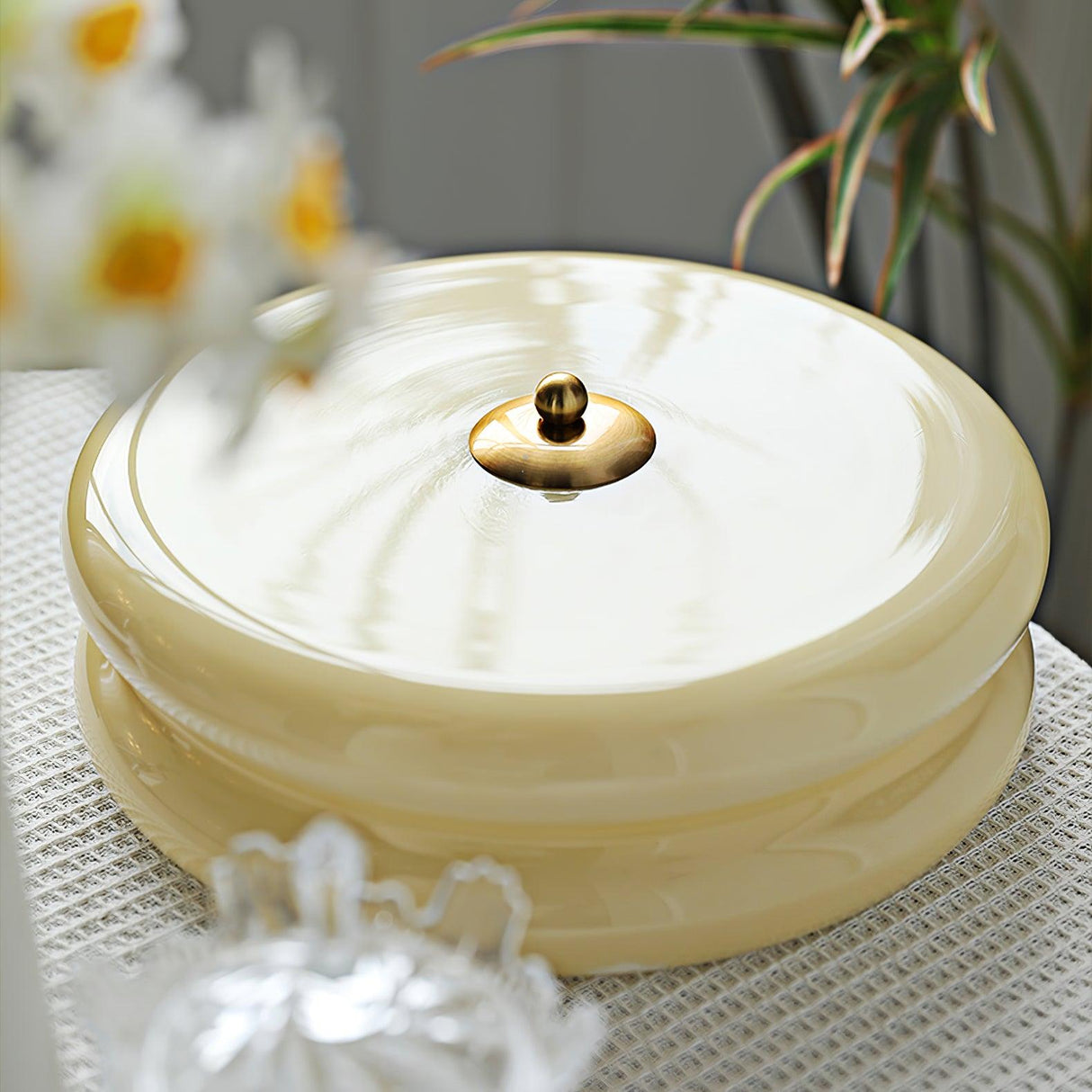 RoyaleGlow Art Deco Vintage Taklampa - Elegant Design Carvallo