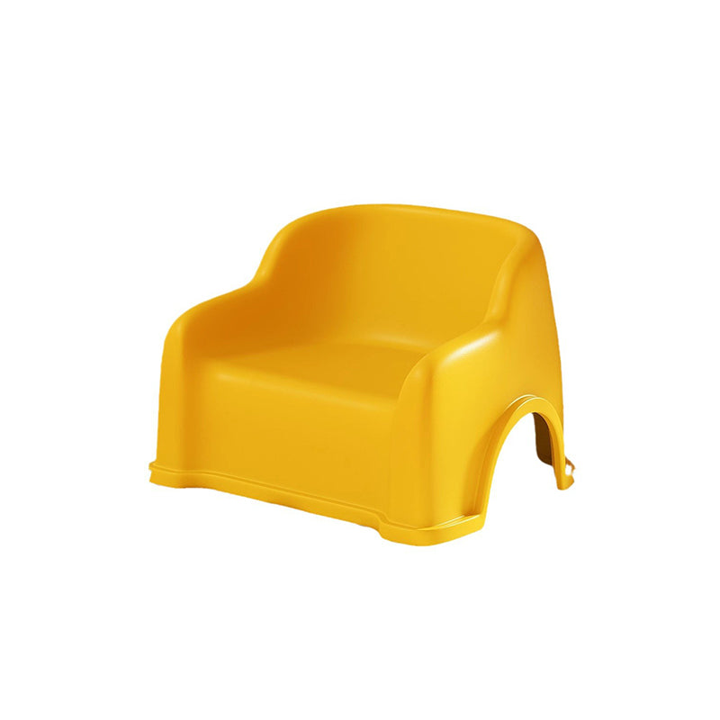 Modern glidformad barnpall - Minimalistisk PP låg sits med ryggstöd och armstöd MILA Sverige