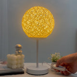 Art Deco Moon LED-lampa – järn & rottingdesign MILA Sverige