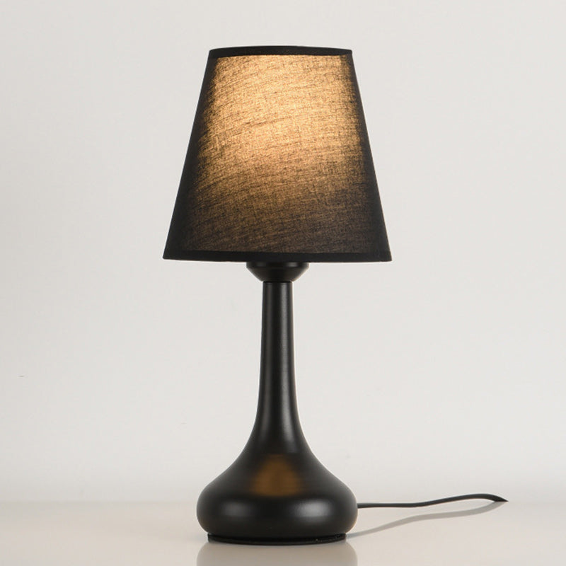 PureGlow Fabric Bordslampa – Minimalistisk elegans, varm atmosfär MILA Sverige
