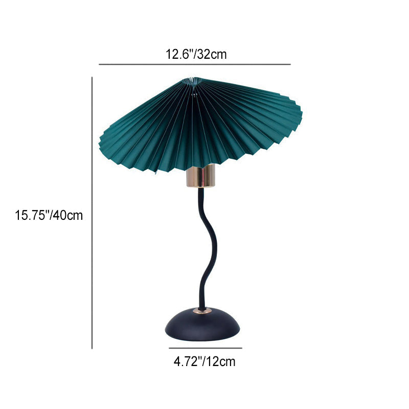 Nordic Folded Linen Bordslampa – Elegant böjd järndesign MILA Sverige