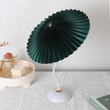 Nordic Folded Linen Bordslampa – Elegant böjd järndesign MILA Sverige
