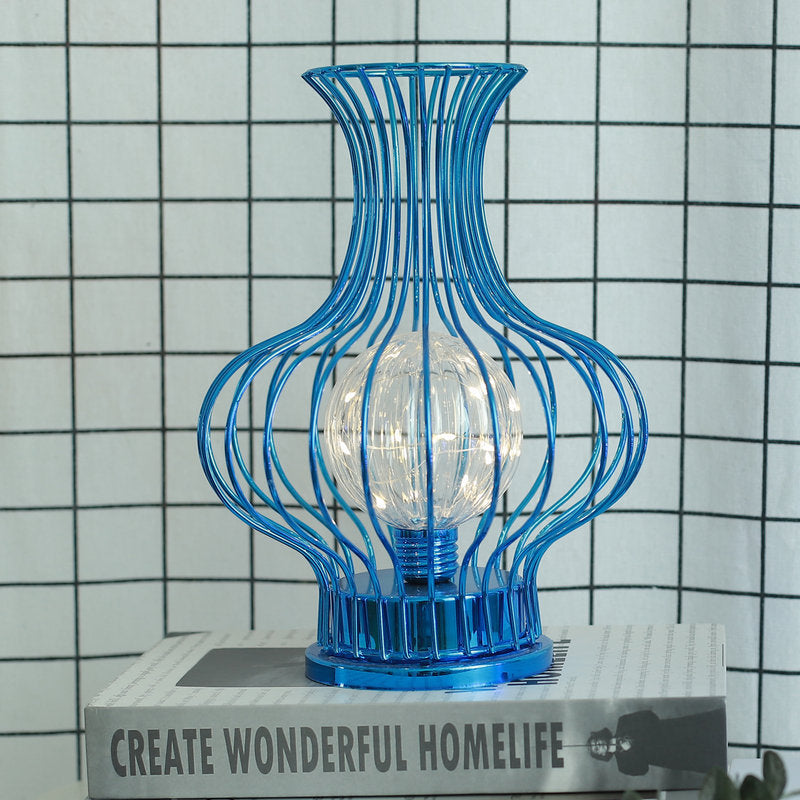 Nordic Hollow Vase LED Bordslampa – Batteridriven metalldesign MILA Sverige