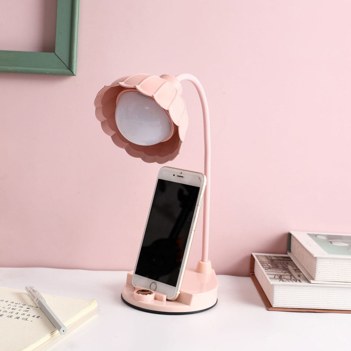 Uppladdningsbar Touch LED-bordslampa – Skandinavisk blomsterdesign MILA Sverige