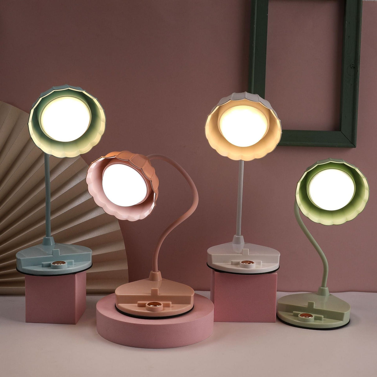 Uppladdningsbar Touch LED-bordslampa – Skandinavisk blomsterdesign MILA Sverige