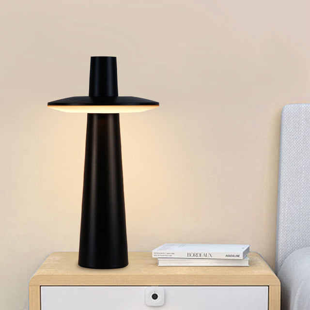 NordiGlow – Bordslampa med skandinavisk design för belysning i hemmet Carvallo