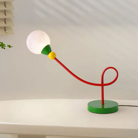 Snygg barnbordslampa med månmotiv - Modern arbetslampa med 1 ljuskälla MILA Sverige
