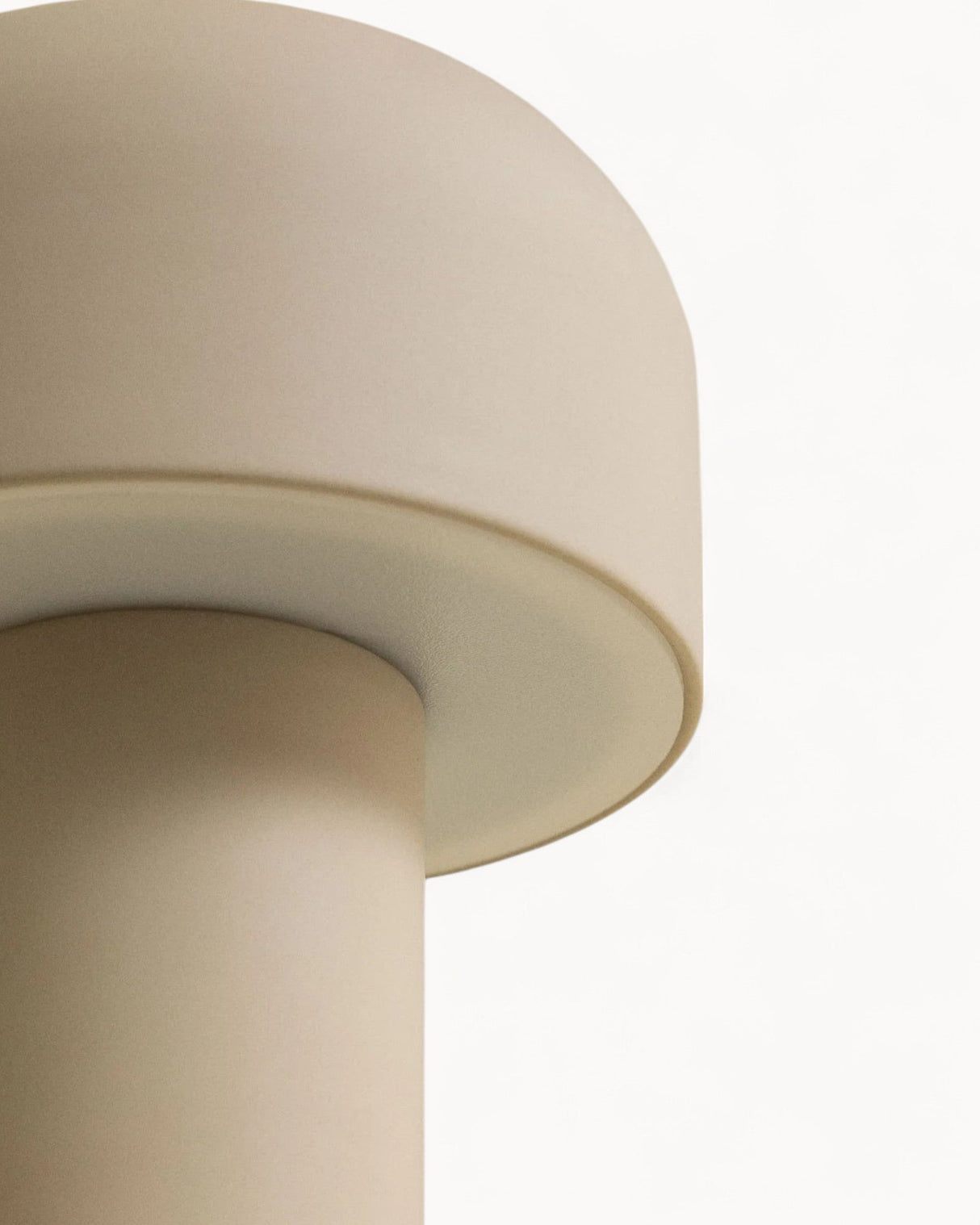 Eclipto | Sladdlös LED bordslampa - Modern design 21 cm Carvallo