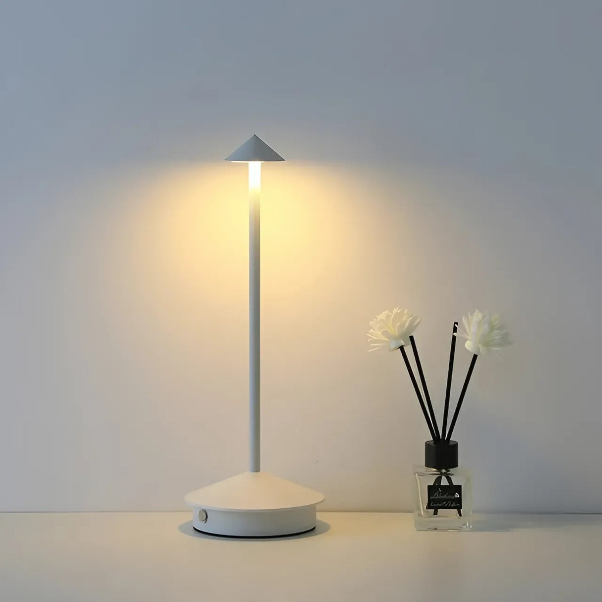 Shanghai Modern Bordslampa - Elegant Svensk Designstil Carvallo