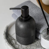 SandStone – Elegant Tvålpump i Hållbar Sandstensfinish Hemnix
