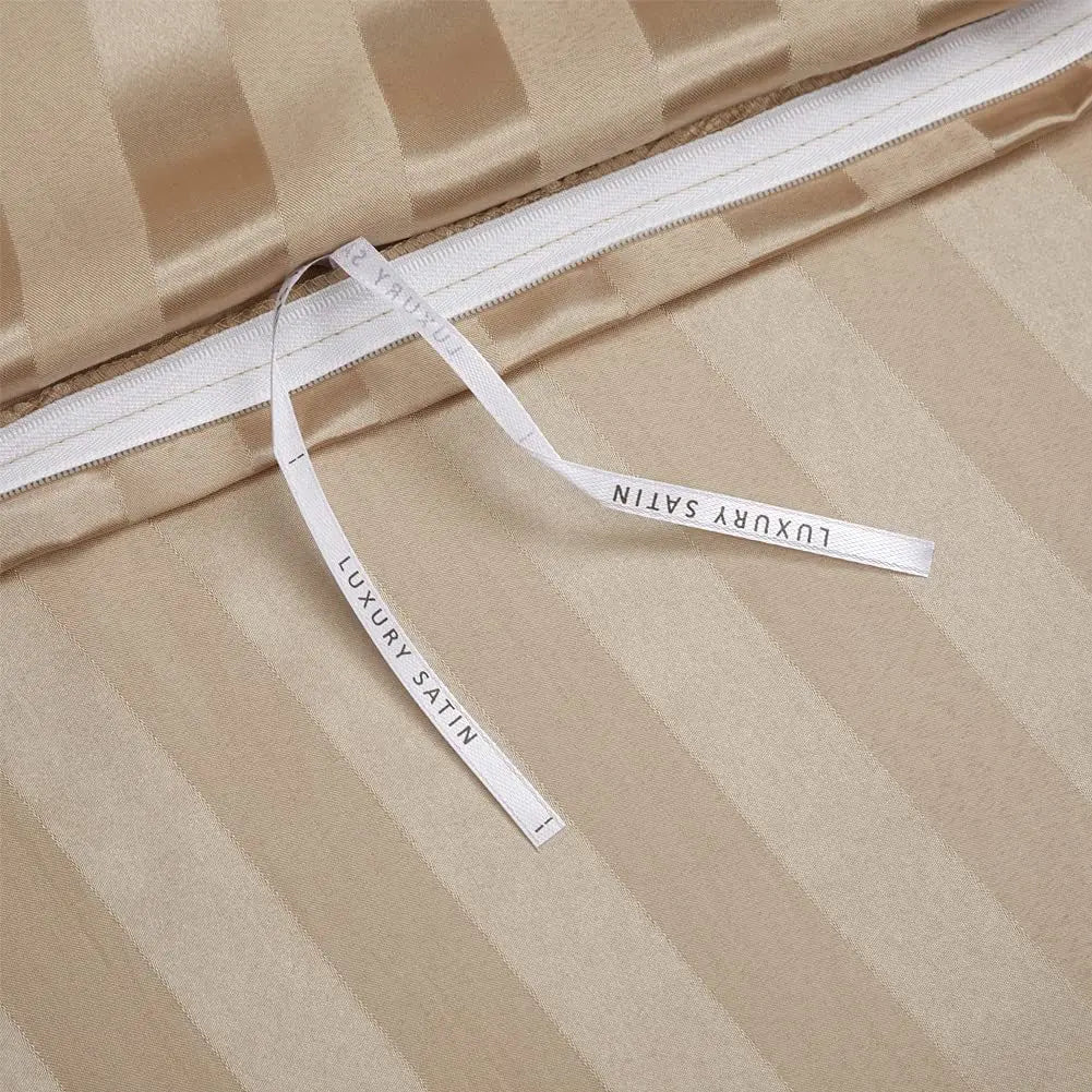 Svart Satäng Sängklädesset Carvallo