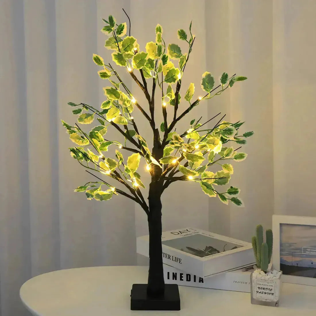 BrightTree Lampa - Lysande Träd Inredning LED Ljus Carvallo