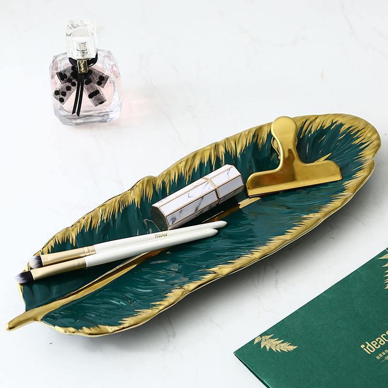 Bananblad keramiska tallrikar MILA Sverige