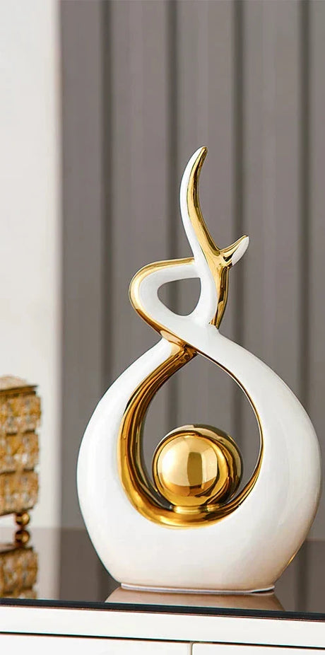Abstrakt Keramisk Skulptur | Modern Inredning med Guld Accenter | Hylla eller Skrivbordsornament Carvallo