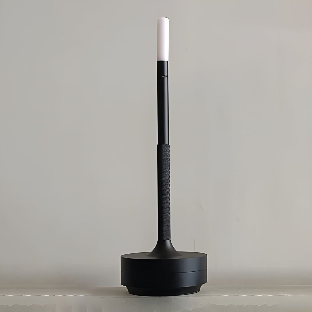 CandleBreeze Lampa - Trådlös uppladdningsbar bordslampa - Hem- och utomhuscampinglampa Carvallo