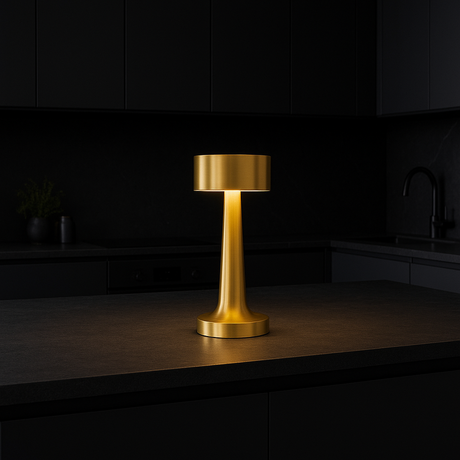 Ambient Halo Bordslampa | Trådlös Touchkontroll | USB-C Uppladdningsbar | 16h Drifttid | Metallfinish Carvallo