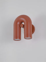 Samtida U-formad Vägglampa Carvallo