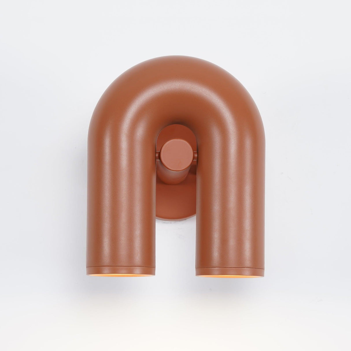 Samtida U-formad Vägglampa Carvallo