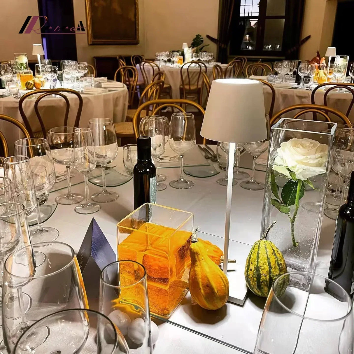 Trådlampa med dimbar belysning Carvallo