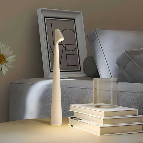 SlimLuxe - Sladdlös Bordslampa med Justerbar Ljusstyrka Carvallo